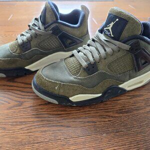 EUC Youth Air Jordan 4 Retro SE GS Craft 'Olive